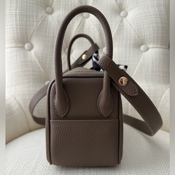 Designer-inspired Lindy Mini in Etoupe (gray-brown) - Picture 5 of 9